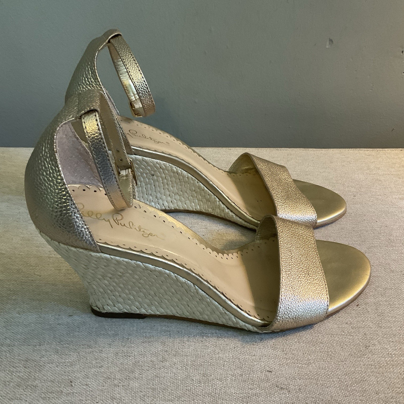 Lilly Pulitzer Bridgette Gold Metallic Leather Wedge Sandals Size 9M