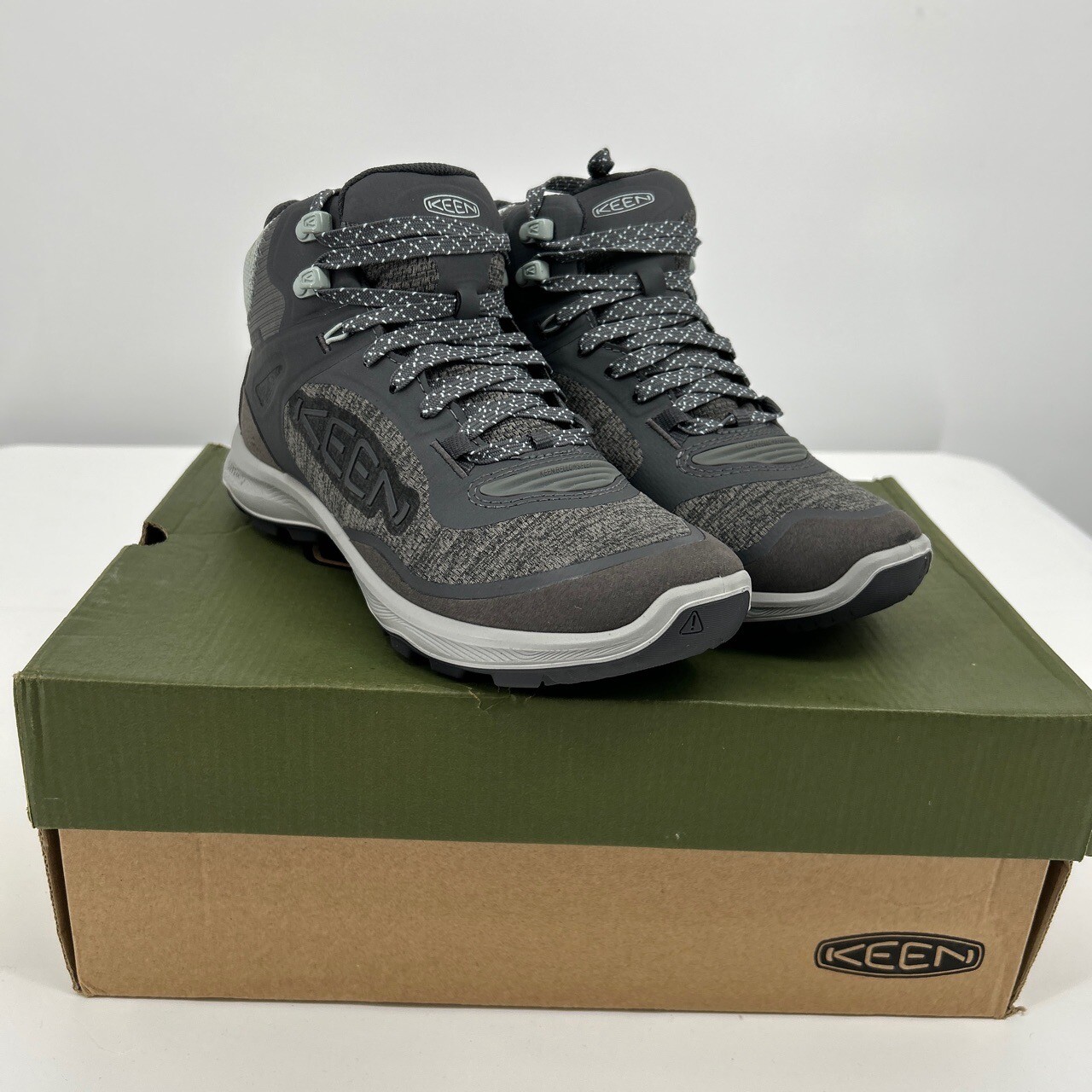 NWT KEEN Terradora Flex Mid WP Shoes Grey Lace-Up Ankle Height Hiking