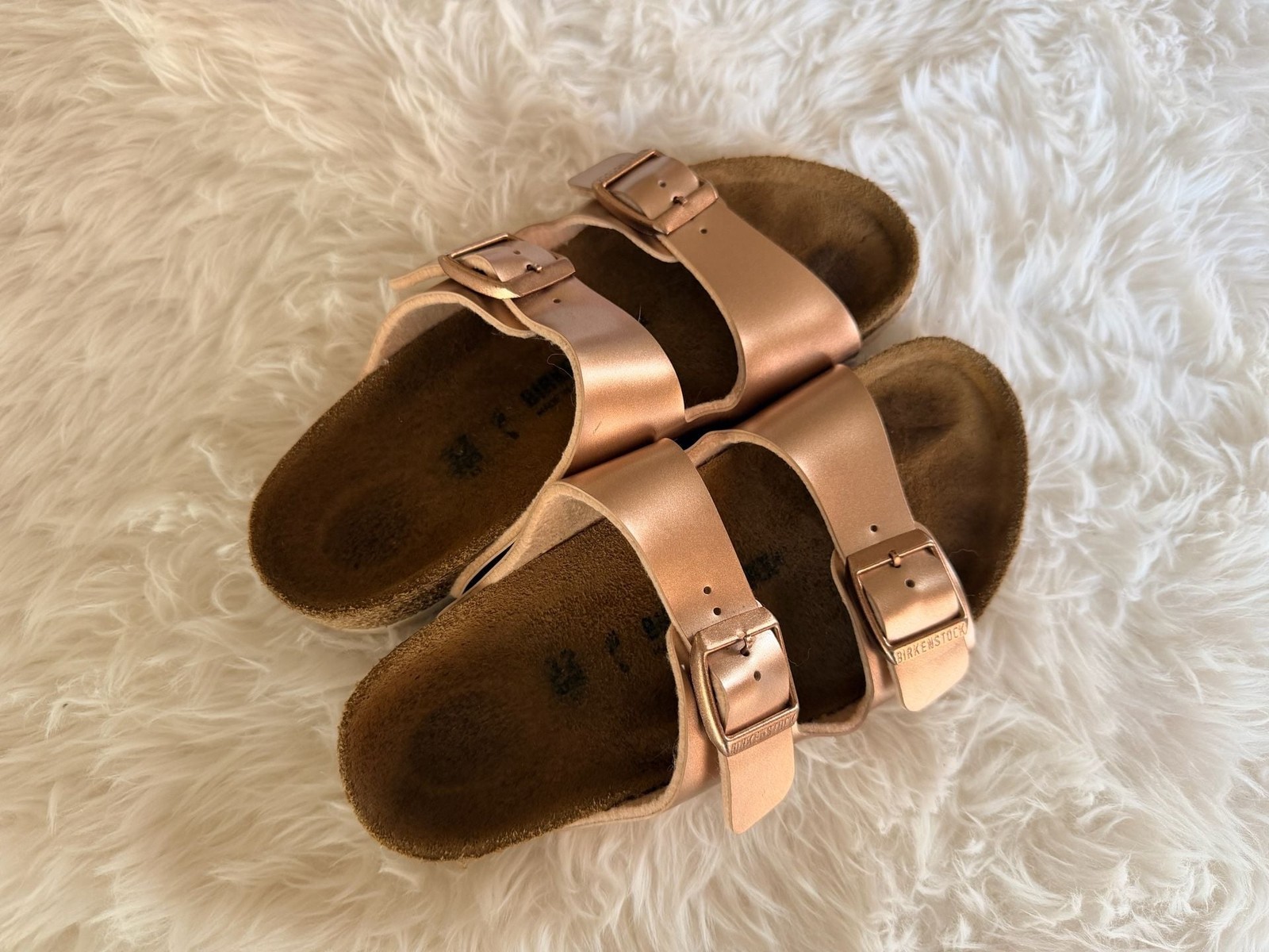 Birkenstock Arizona Birko-Flor Sandals in Metallic Copper/Rose Gold
