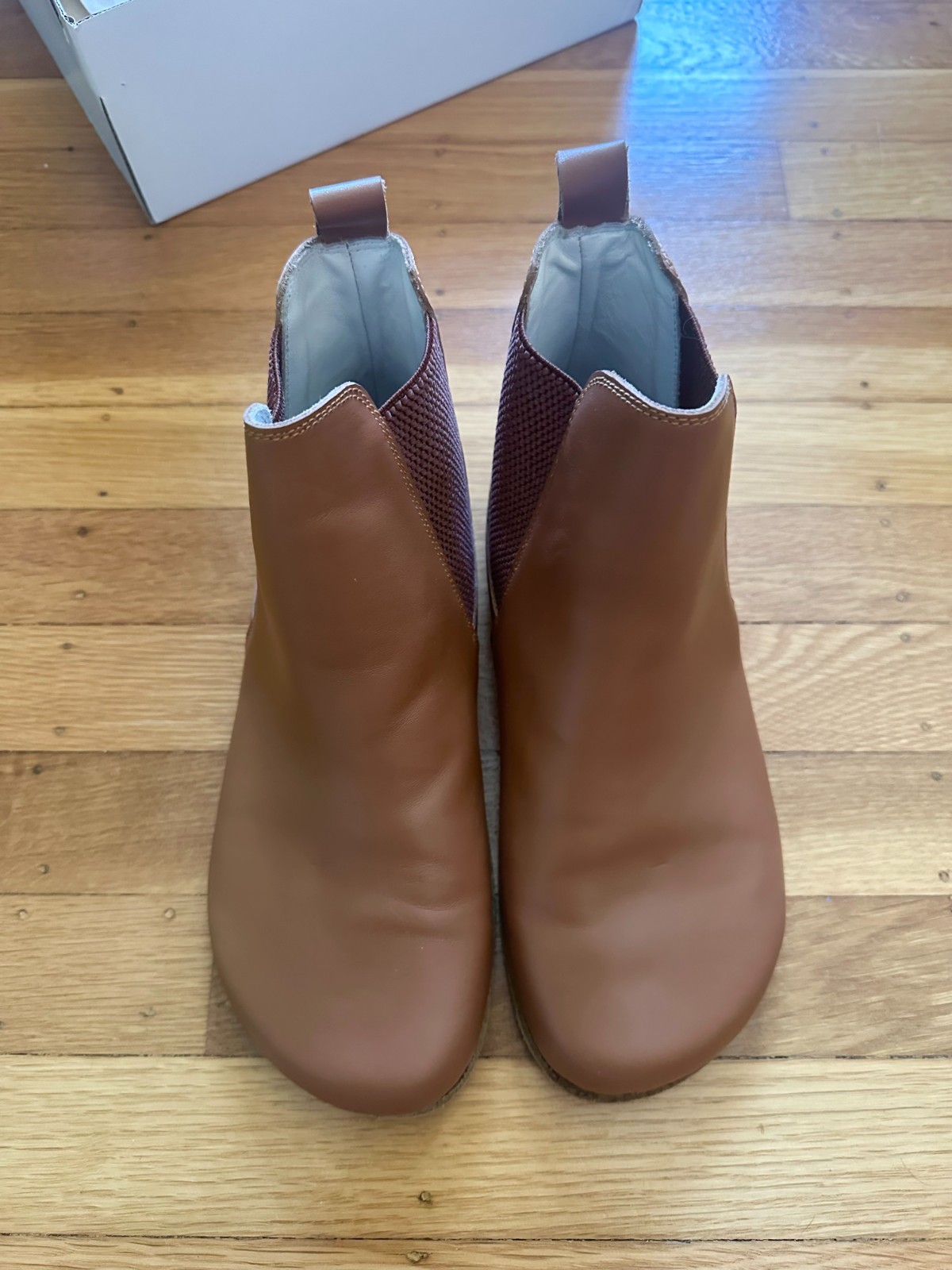 BRAND NEW in BOX! PELANIR Barefoot Chelsea Boots «CARIA» SIZE 36 USA 6/6.5