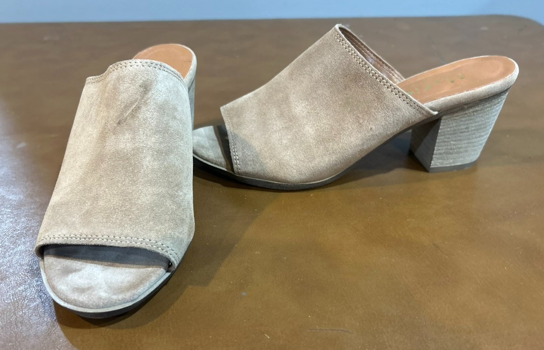 Mariella Suede Peep Toe Sandals Block Heel Mules Slip On Made in Italy Size 6.5M