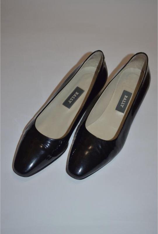 Women Bally heels black leather 37.5 #5KXU