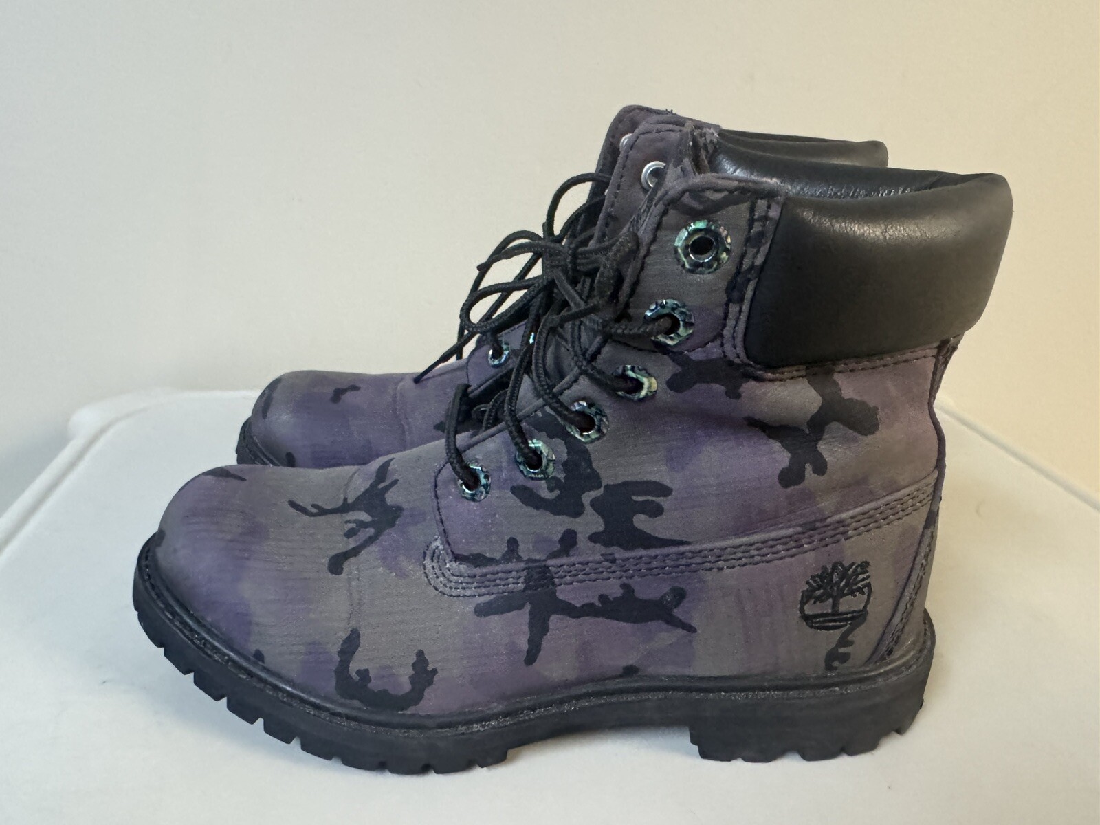 Timberland A25E3 A3940 Women US Size 7.5 Purple Camo Boots 6″ Premium Fabric
