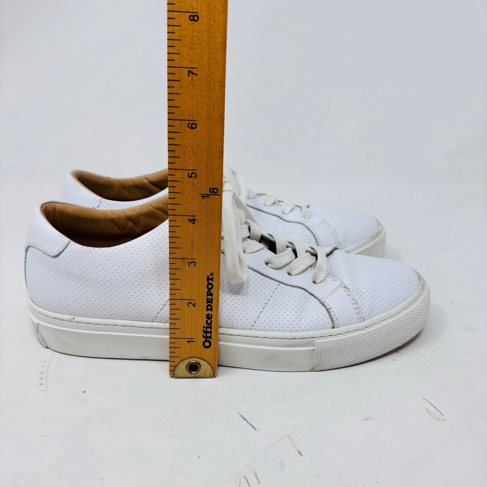 Greats Brooklyn Sneaker Size 9.5 Royale Perforated White Leather Lace Up Italy