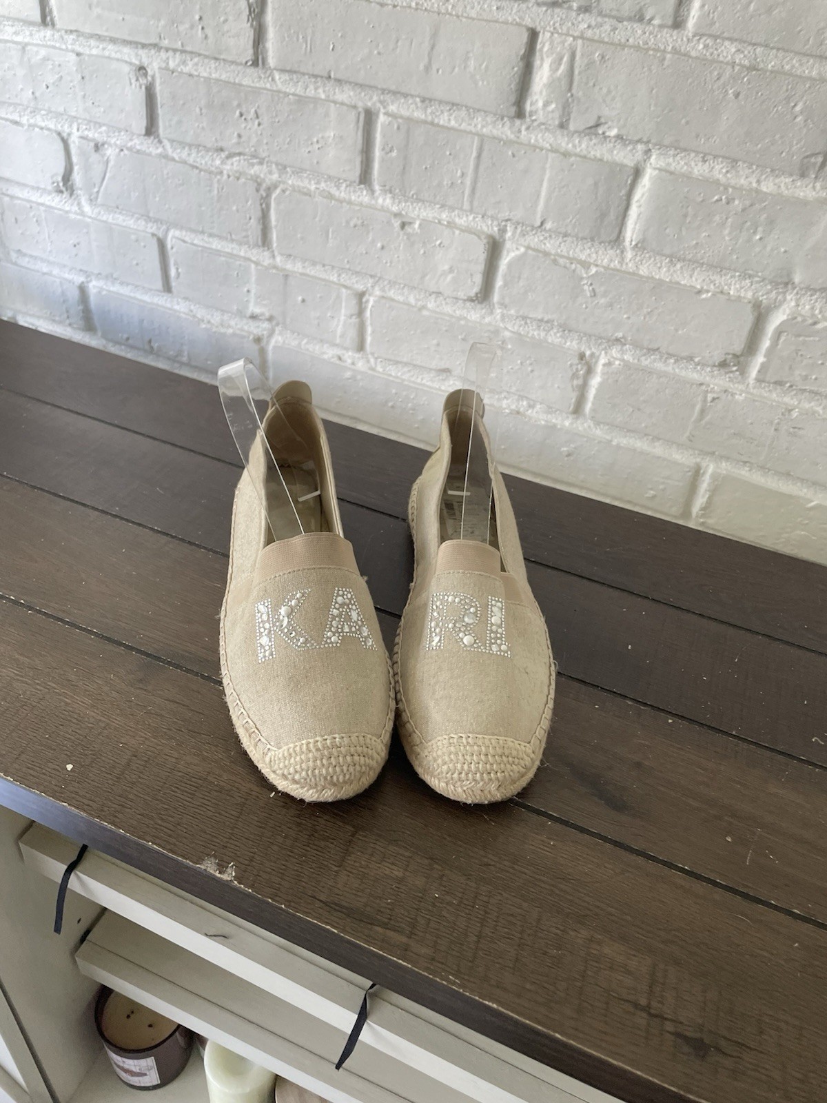Karl Lagerfeld Cream Studded/Pearl Espadrilles Womens Slip On Shoes Size 9.5 M