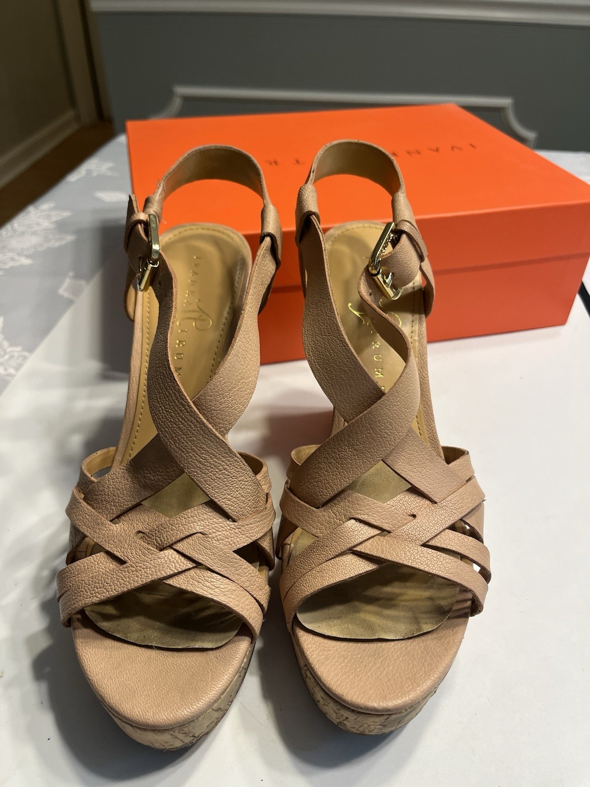 IVANKA TRUMP HANDY Pink Nude Leather Designer Open Toe Wedge Sandals 8M