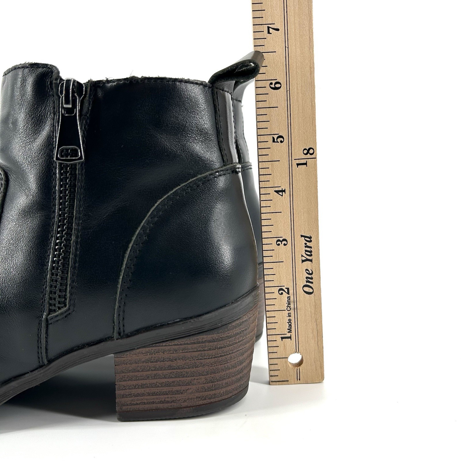 Vepose New York Black Ankle Boots Womens 7 Side Zip Stacked Heel Minimalist