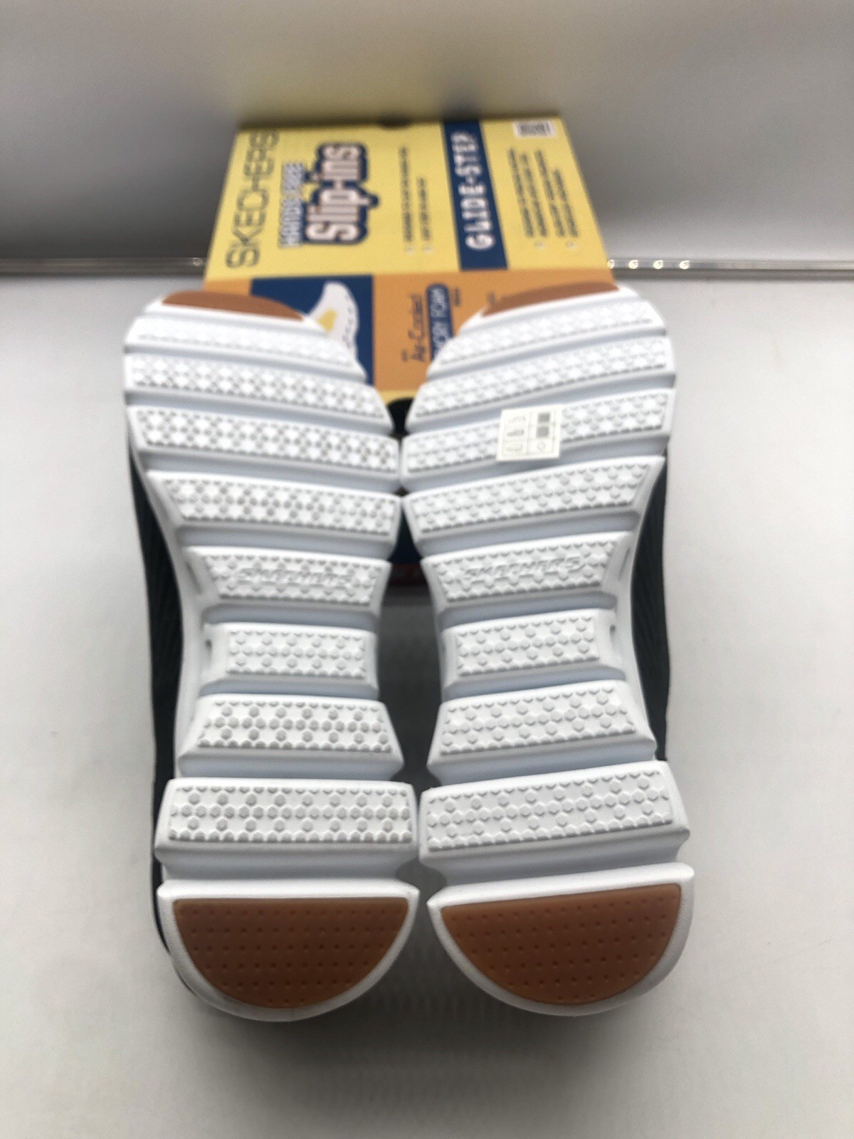 Skechers Hands Free Slip-Ins Women’s Glide Step Tranquility Black Size 7.5 Wide