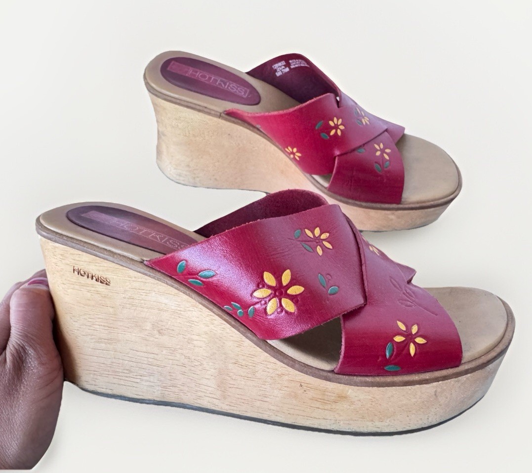 HOT KISS Y2K 90s Red Leather Floral Chunky Wooden Platform Wedge Sandals Shoes