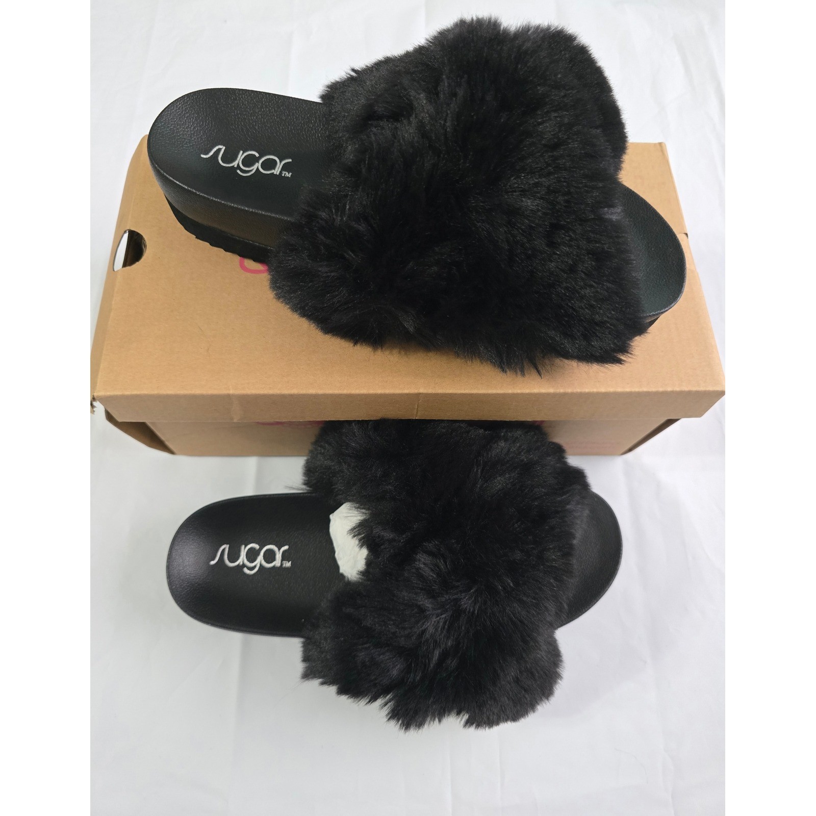 Sugar Beach Day Black Faux Fur Criss Cross Slide Sandals SGR-BEACH DAY 8M NWT