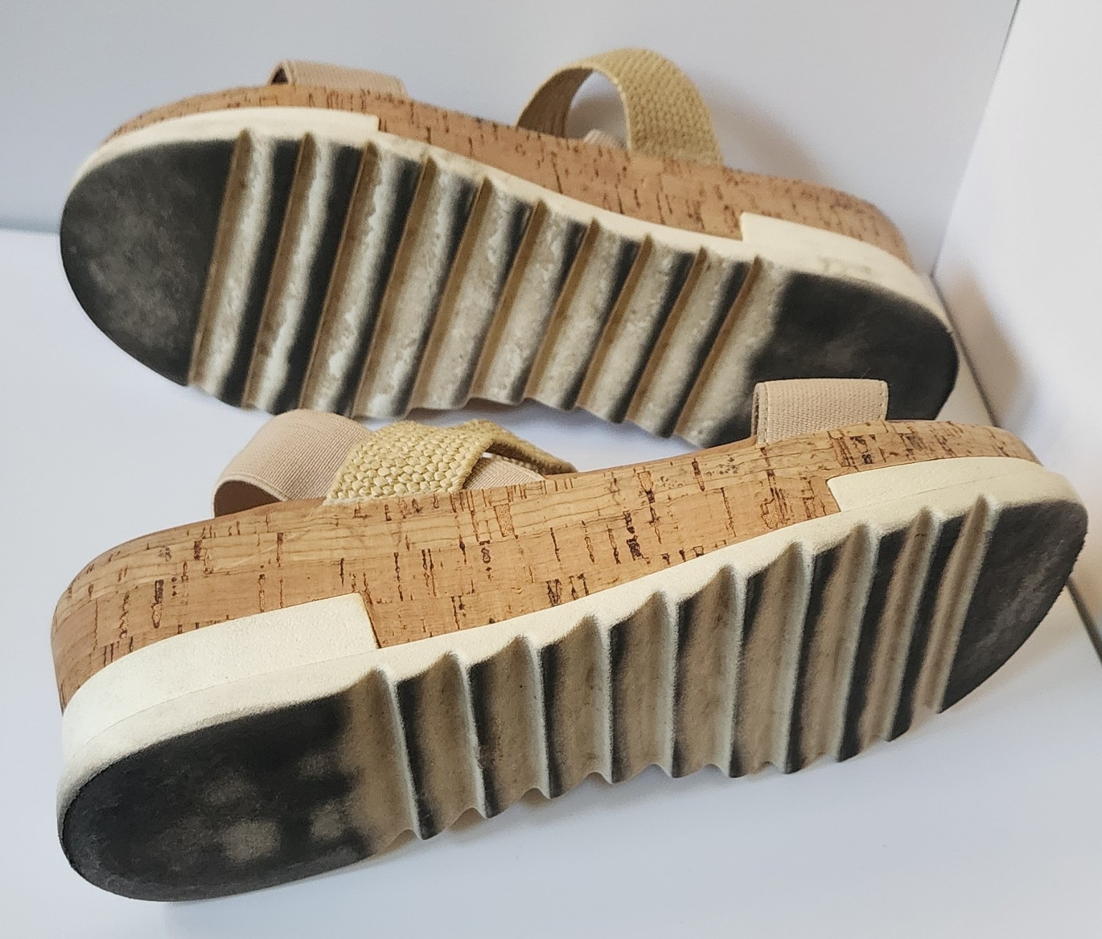 Steve Madden Wedge Sandal Beige And White Women’s Size 8M