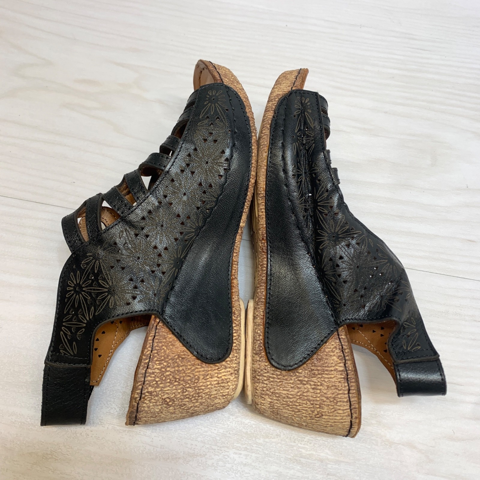 Spring Step Inocencia Wedge Sandal 6.5 EU 37 Black Leather Laser Cut Strappy