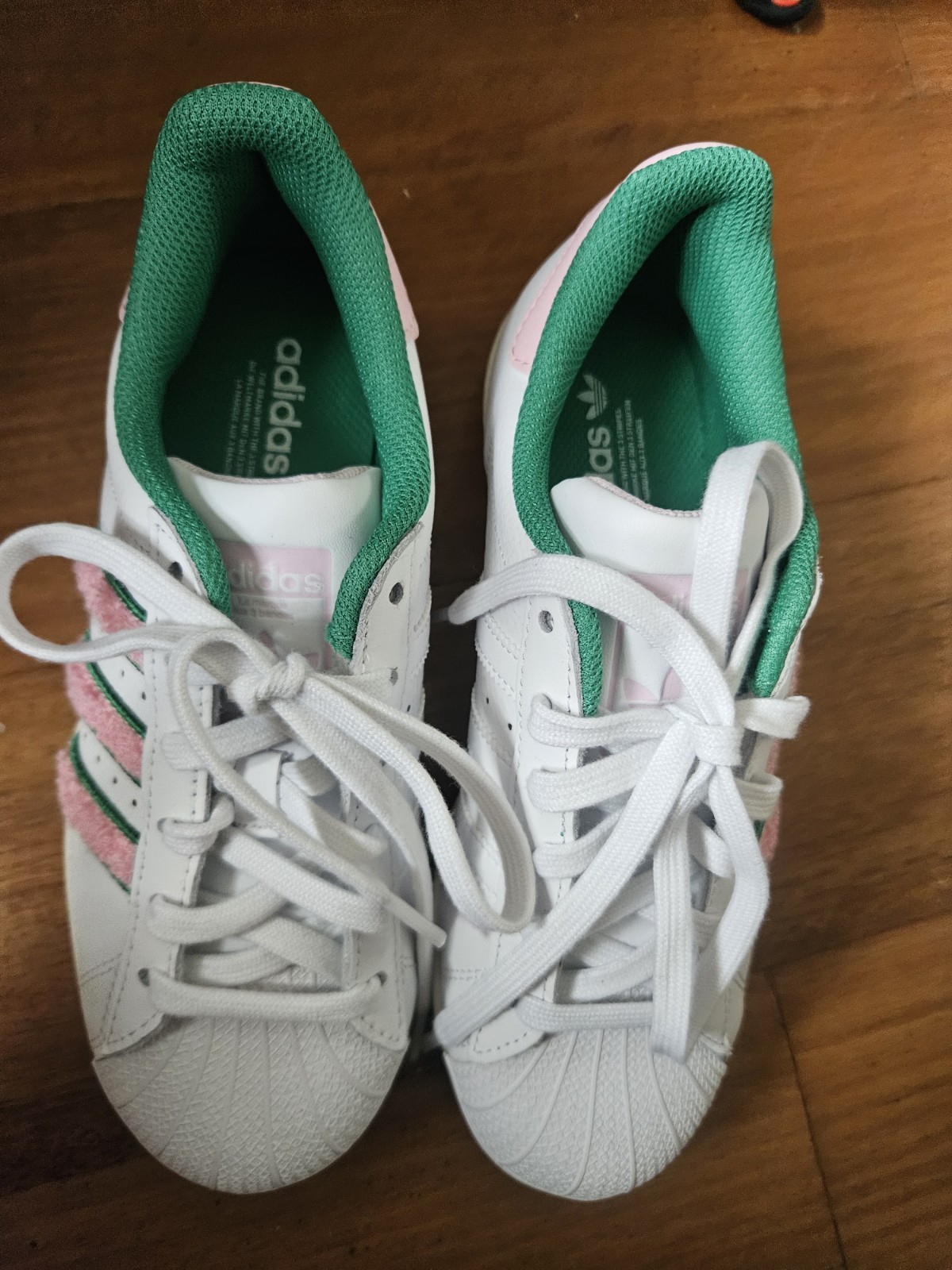 Adidas Superstar Size US 6 UK 4.5 JP 230 EUR 37 NEW