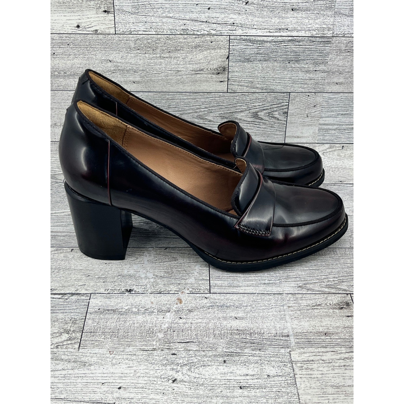 Clarks Artisan Women Burgundy Leather Block Heel Penny Loafers Size 6M