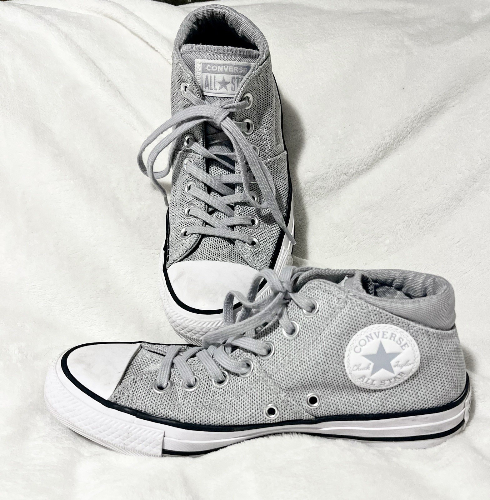 CONVERSE Chuck Taylor All Star Madison Mid High Top/Gray & White Sneakers Size 7