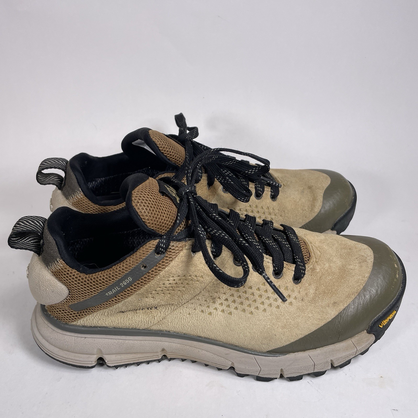 Size 7 – Danner Trail 2650 Gore-Tex Hiking Shoes Prairie Sand Gray GTX Womens