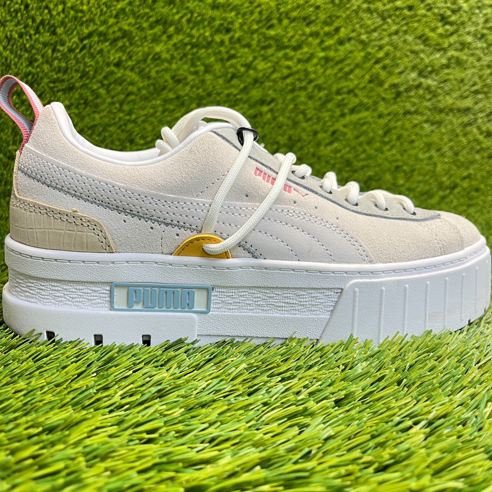 Puma Mayze Womens Size 8.5 Cream Gray White Athletic Training Shoes Sneakers