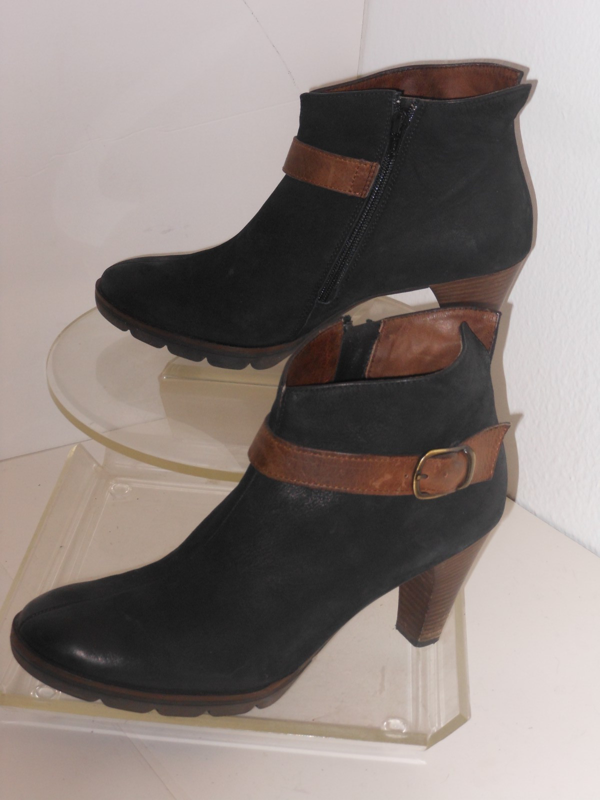PAUL GREEN BLACK & BROWN GENUINE LEATHER ANKLE BOOTS SIZE 7 MEDIUM