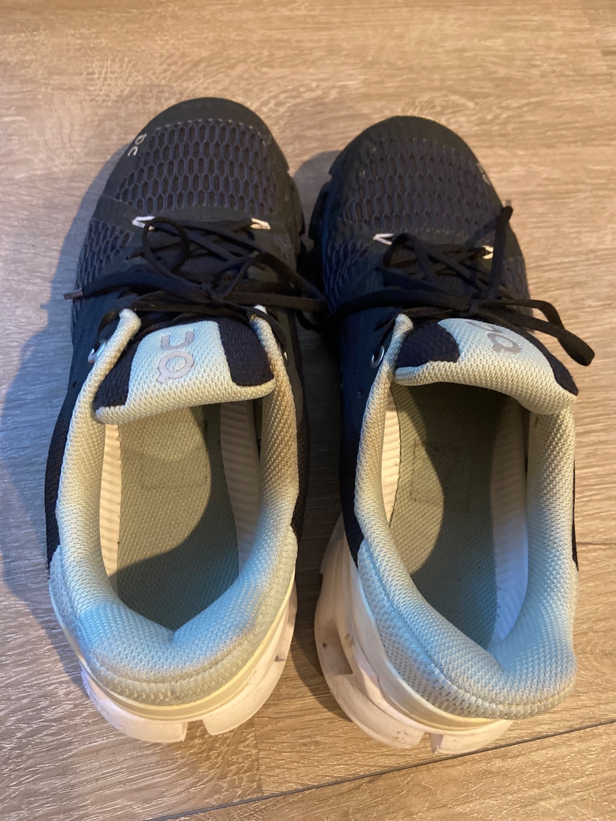 On Cloud Cloudflyer 4 Women’s Shoes Size 9 Black Mint Running Shoe Sneaker