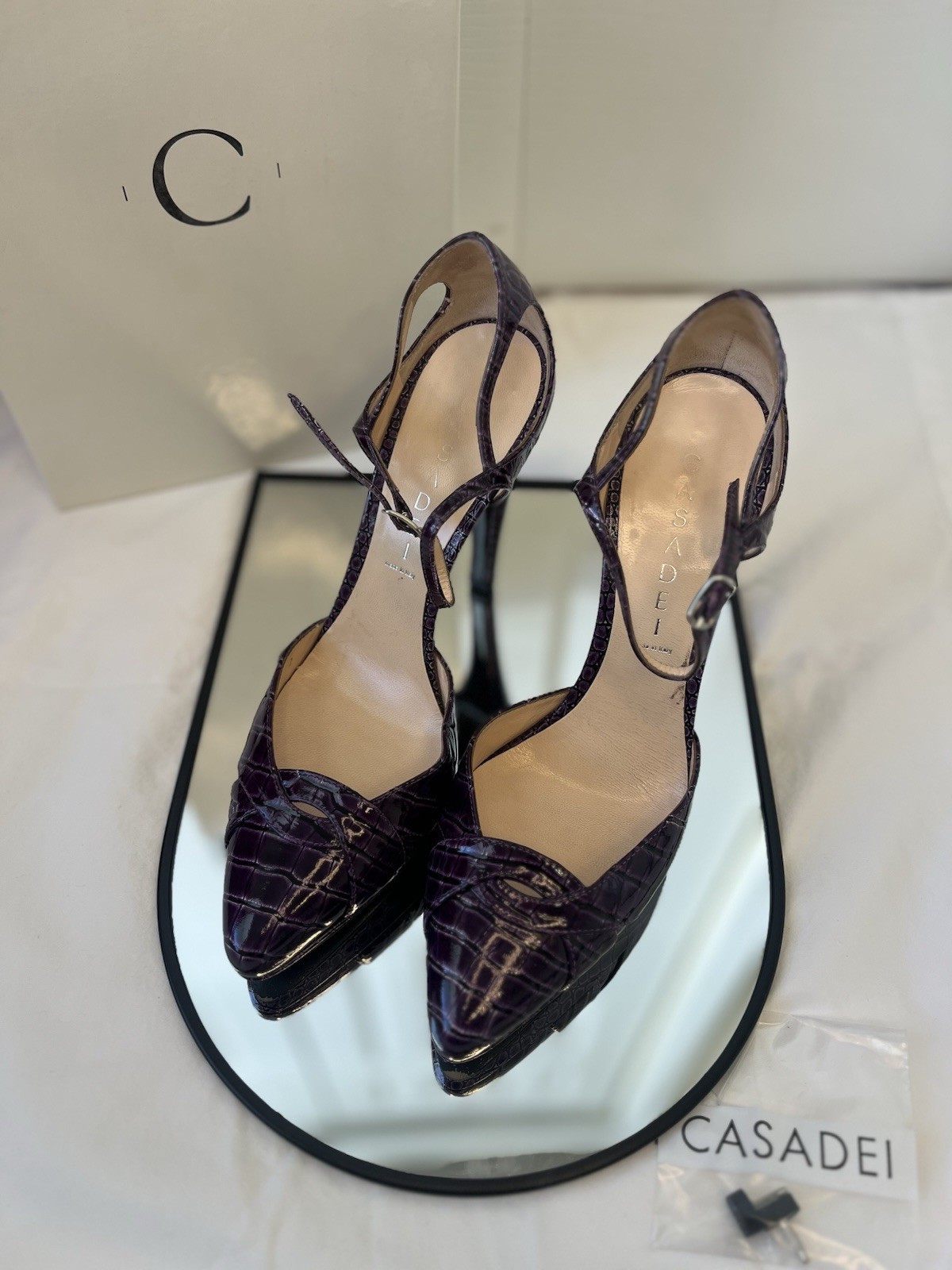 Casadei Purple Crocodile Embossed Patent Leather Platform Heels Size 8 (38)