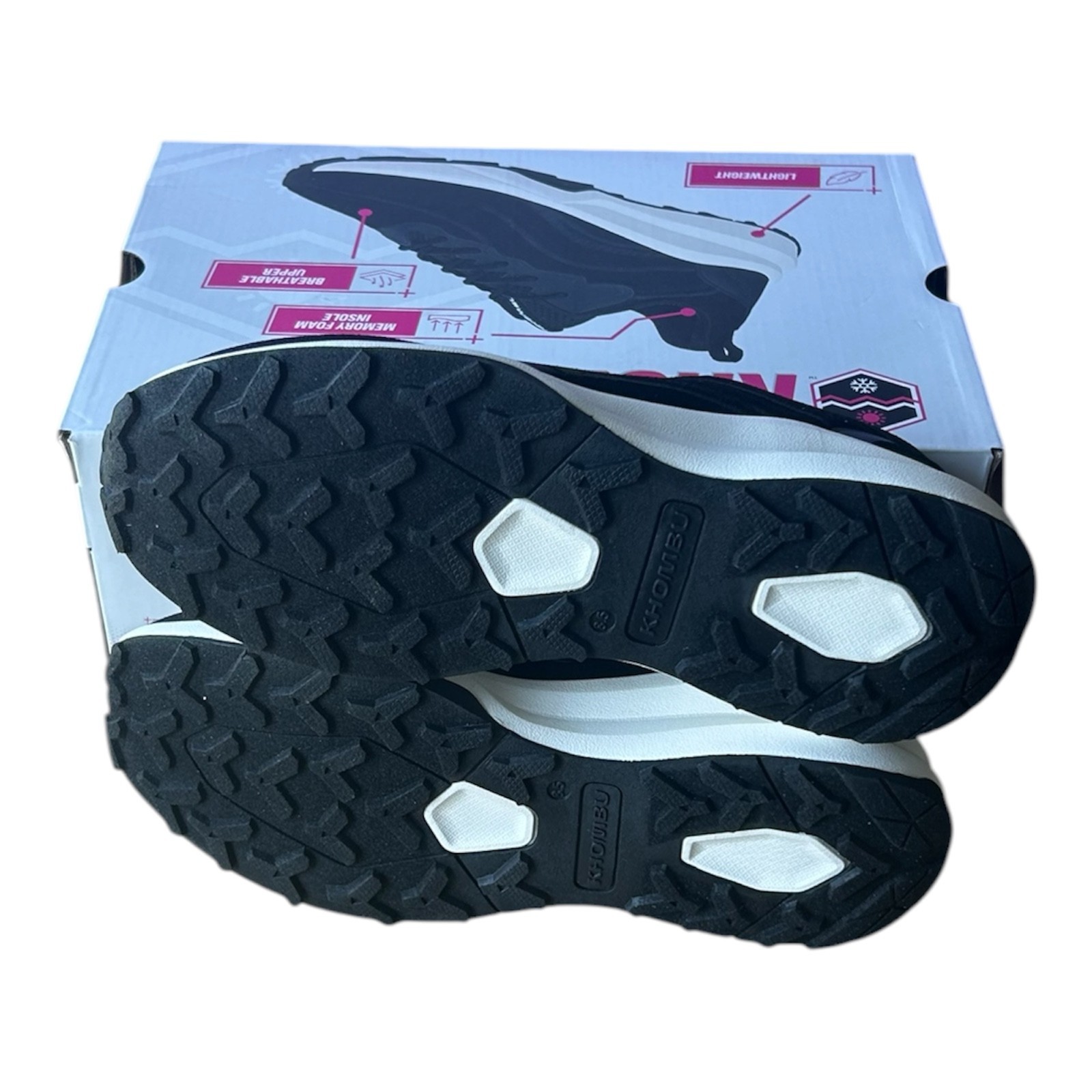 Khombu Women’s Sneaker lightweight Memory Foam Black Size 8.5