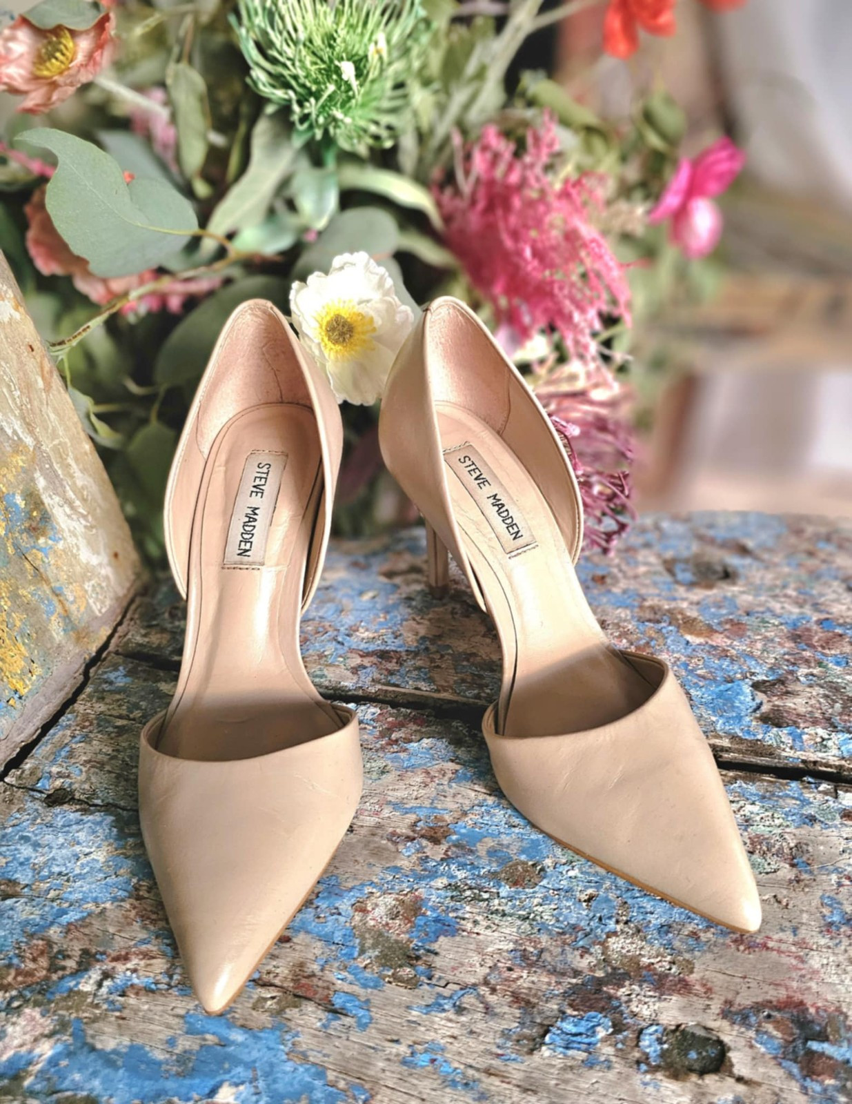 STEVE MADDEN Nude Beige Stilletto Closed Pointed Toe Heels Pumps SIZE AU 6.5 EUC