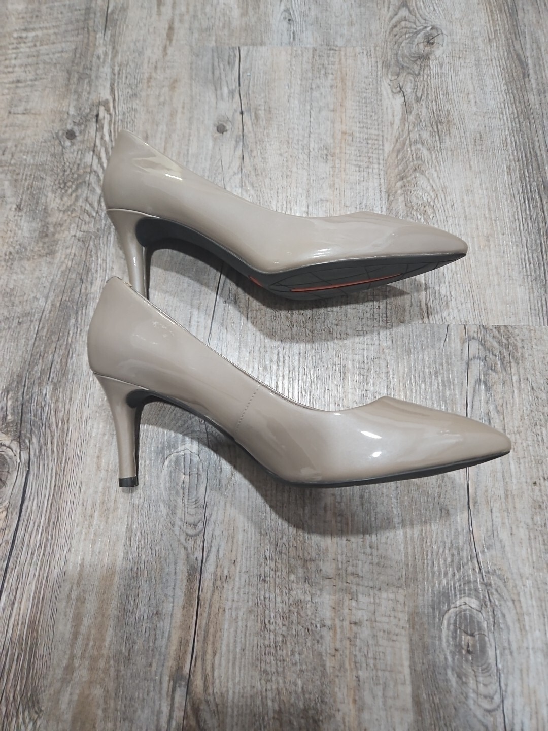 Rockport Womens Total Motion 75Mm Pointed Toe Pump: Taupe Grey Pearl Patent: 9 W