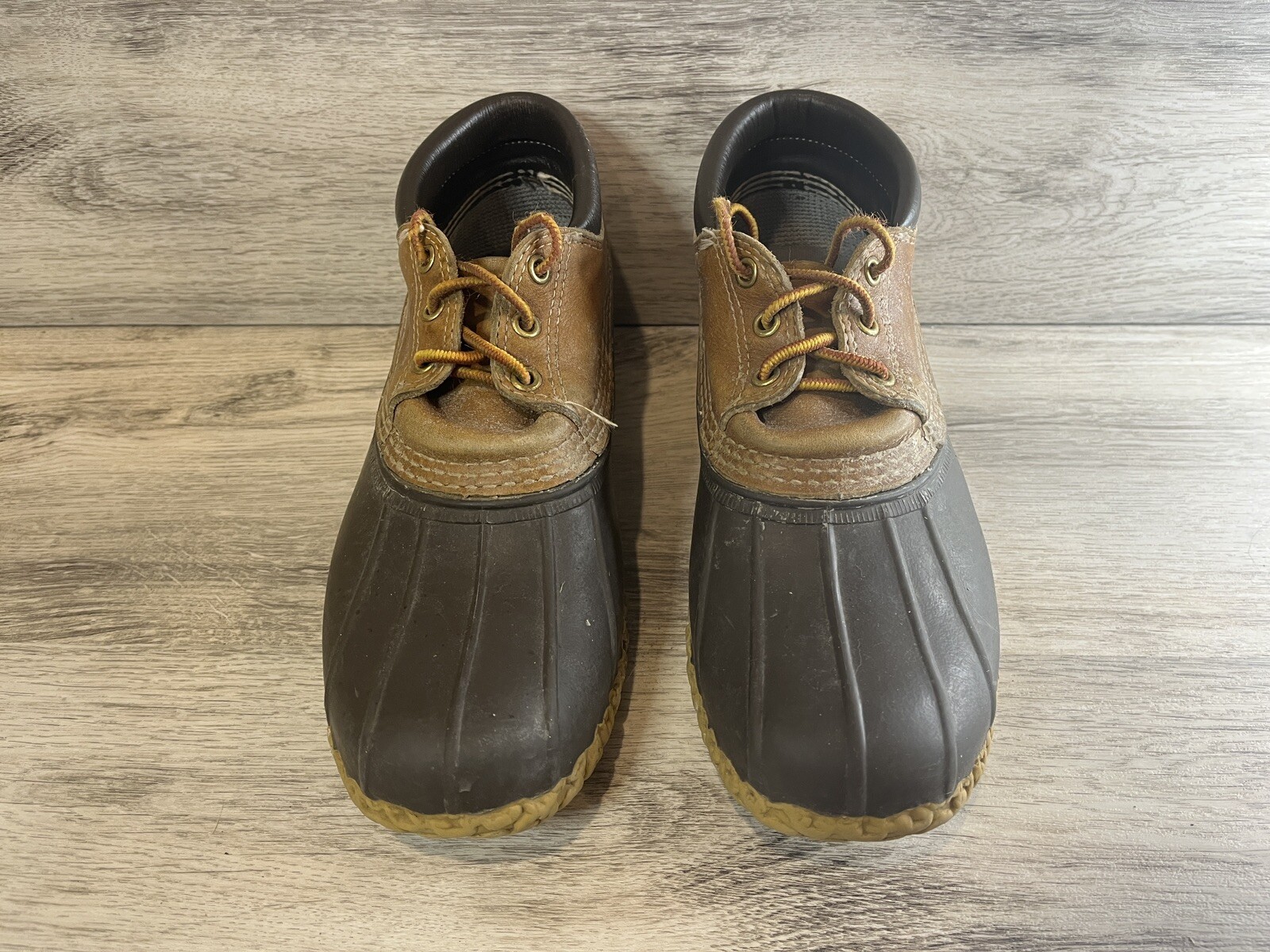 L.L. Bean Maine Hunting Shoe Gumshoe Duck Low Boots Size 8 Women’s Made in USA