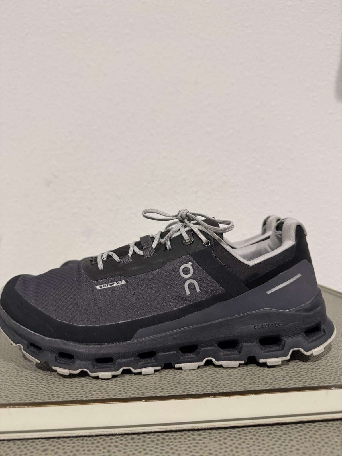 On Cloudvista Waterproof Eclipse Black Athletic Shoes Women’s Size 7.5