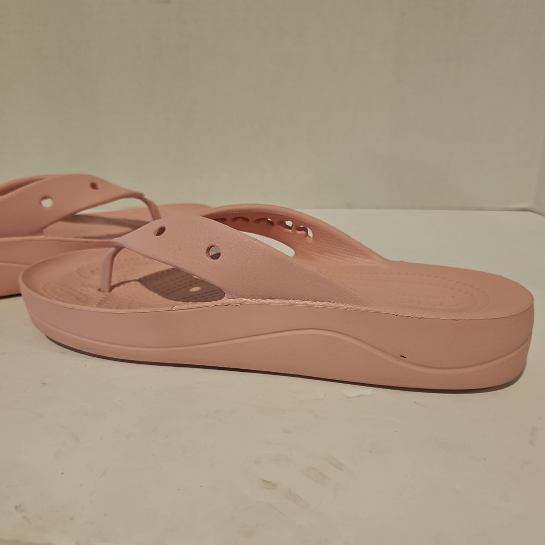 Crocs Baya Platform Flip Flop Women’s SZ 9 Pink Blush SlipOn Sandals