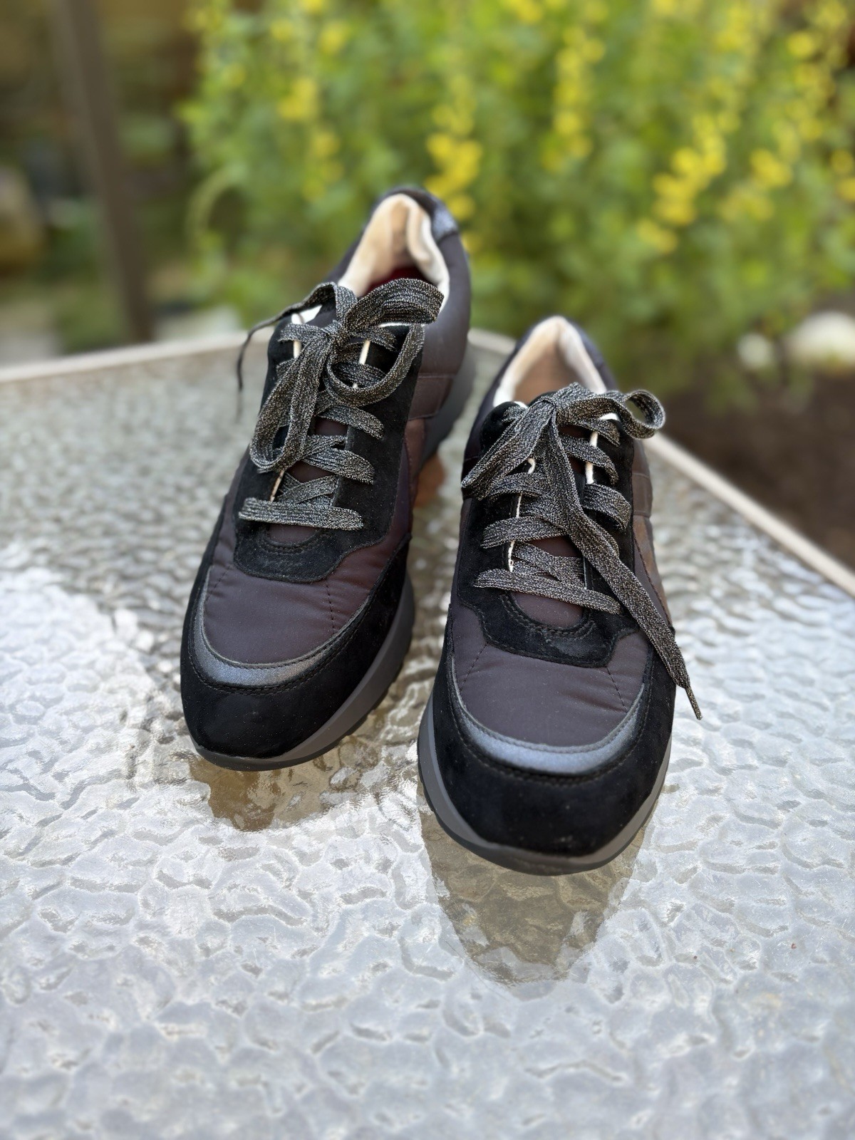 Munro Piper Suede Glitter Lace-Up Sneakers – US 105M, Low Top with Arch Support