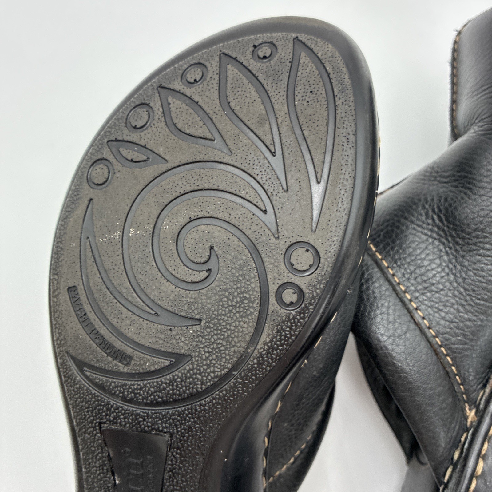 Born Womens Black Leather Clogs Mules W31402 Opanka Stitched Shoes Size 7/38