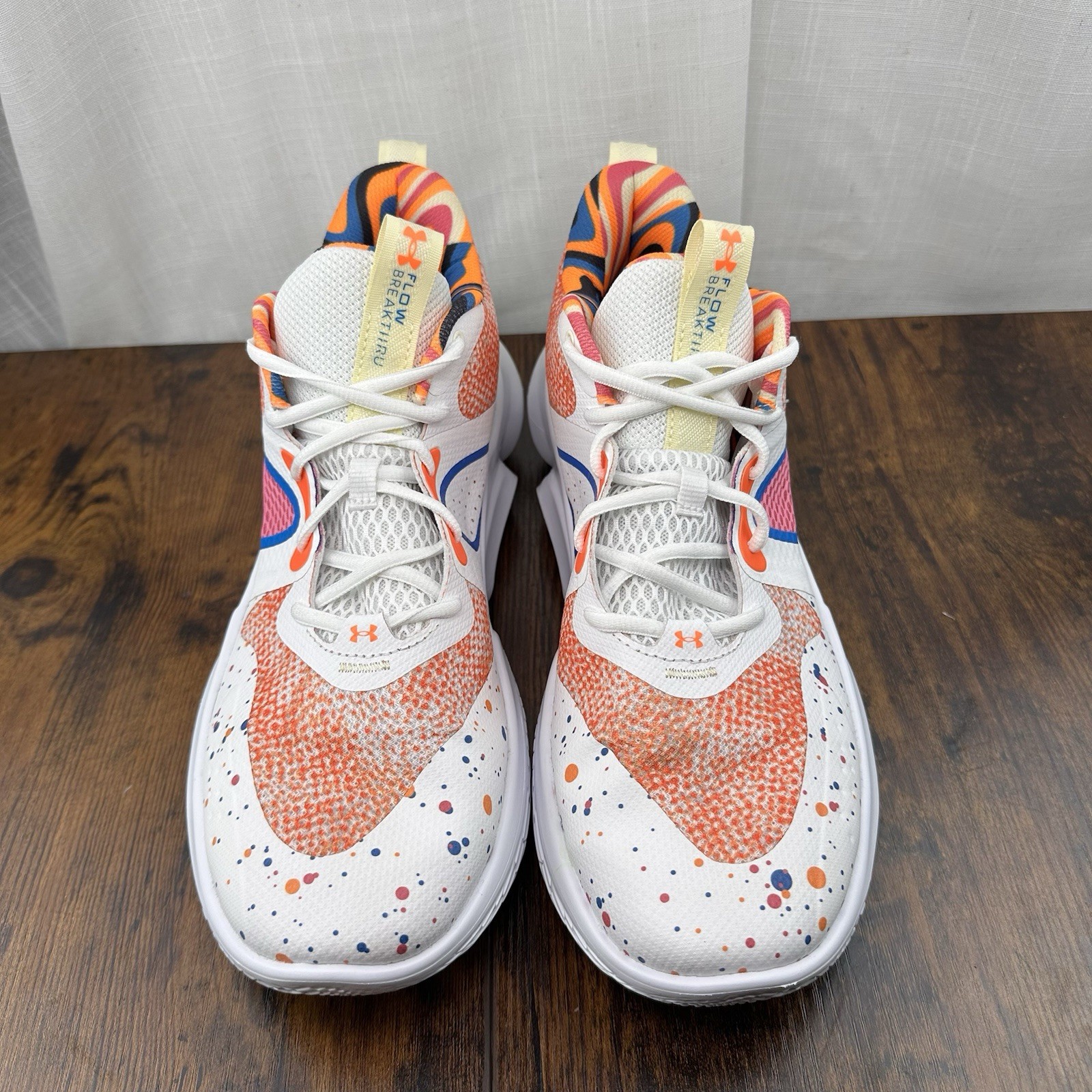 Under Armour Flow Breakthru 3 LE Basketball Shoes Women’s 15 Men’s 13.5 Defects