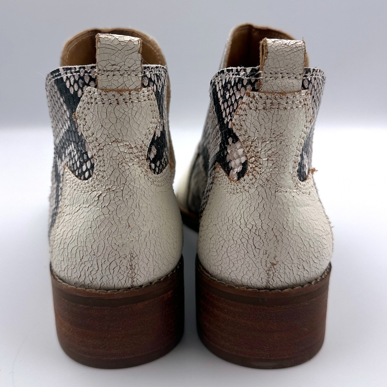 Lucky Brand Snakeskin Leather Ankle Boots Western Scallop Womens Size 7.5