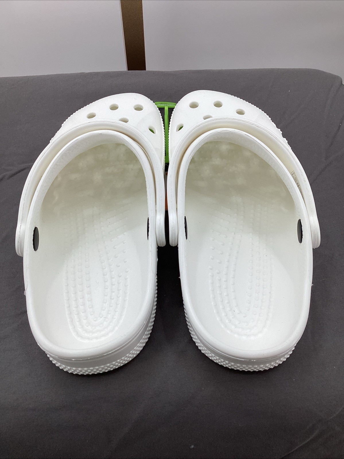 Crocs Adult Baya Clogs in White Size Men’s 5, Women’s 7 NWT