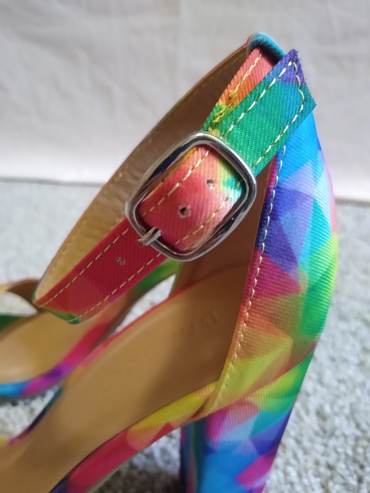 Y2K High Heels Rainbow Chunky Heels Sandals Textured Fabric Vintage Heels NIB 7