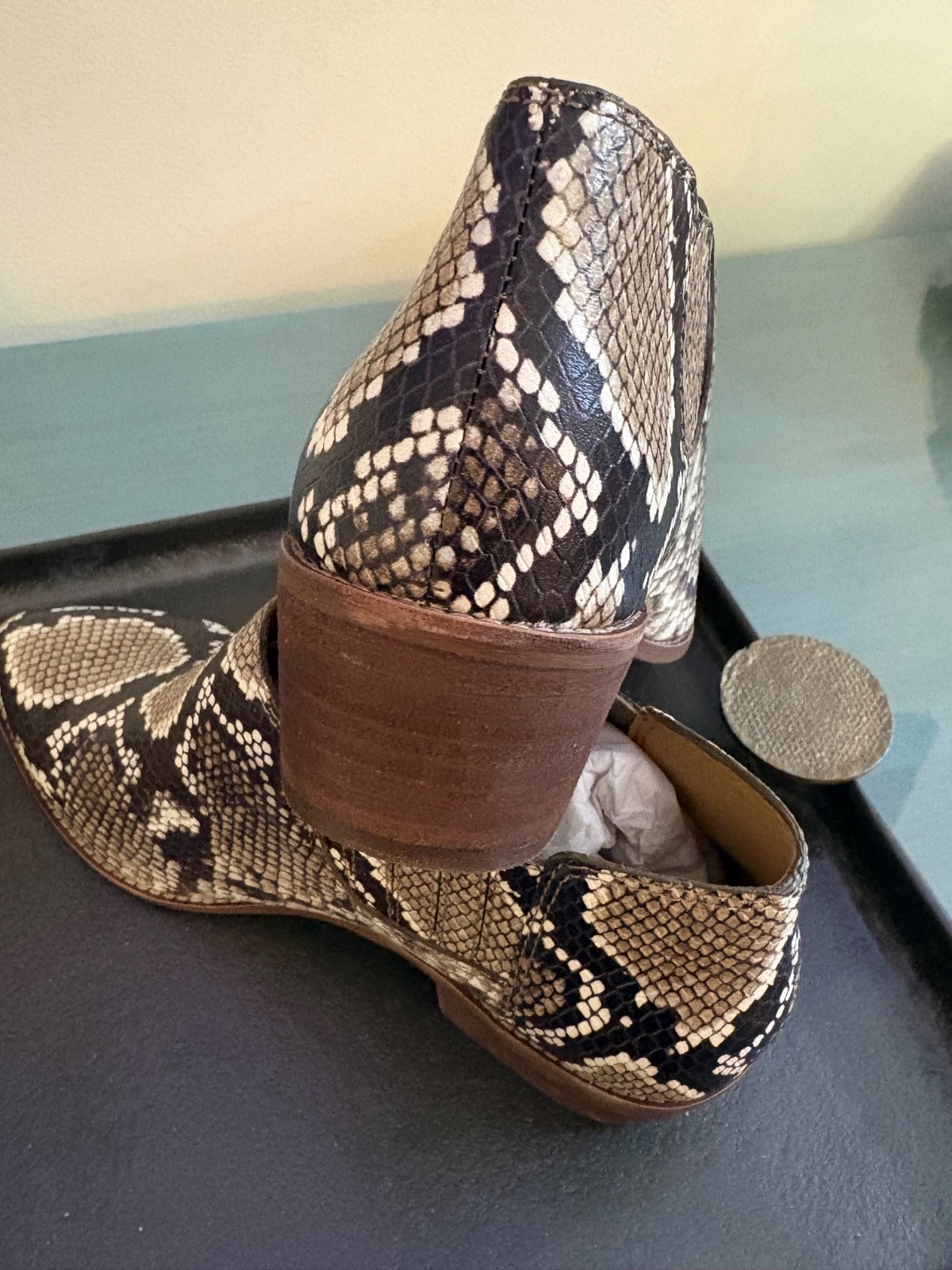 MADEWELL Chelsie Snake Print Embossed Leather shoes Boots Womens size 8.5 new