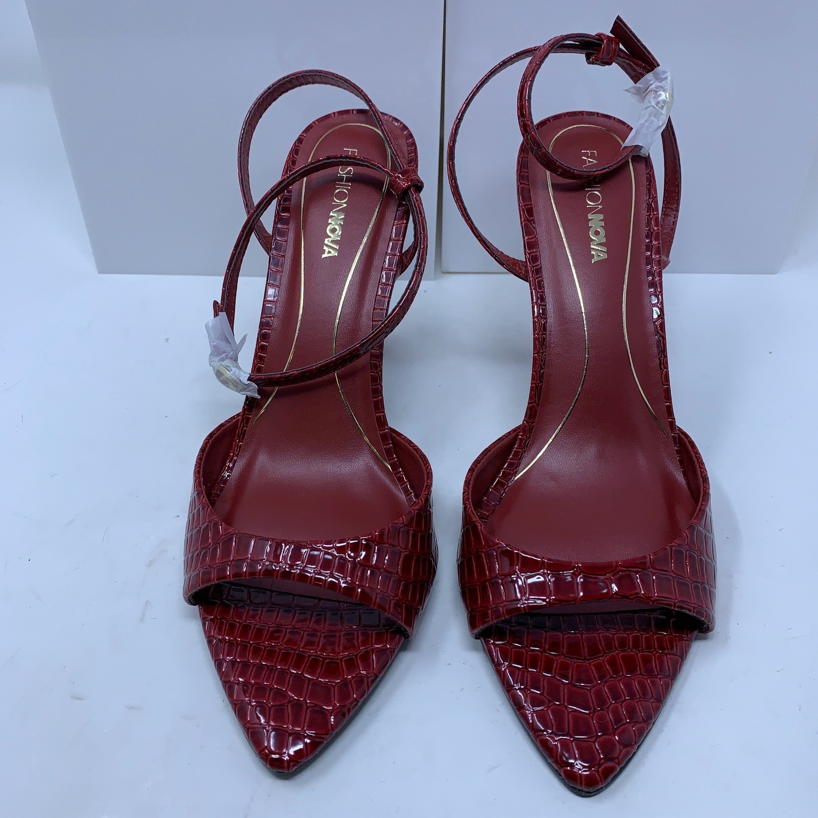 Fashion Nova Womens 8.5 Burgundy Croc Embossed Smoke03 Pointed Toe Stiletto Heel