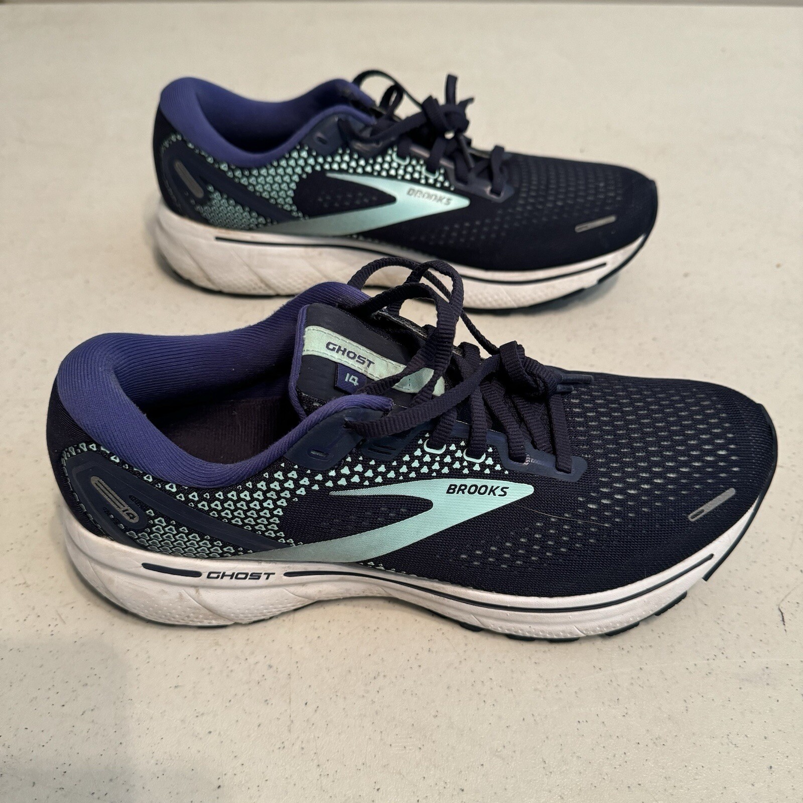 Brooks Women Ghost 14 SIZE 10 Navy Blue Sneakers Running Athletic