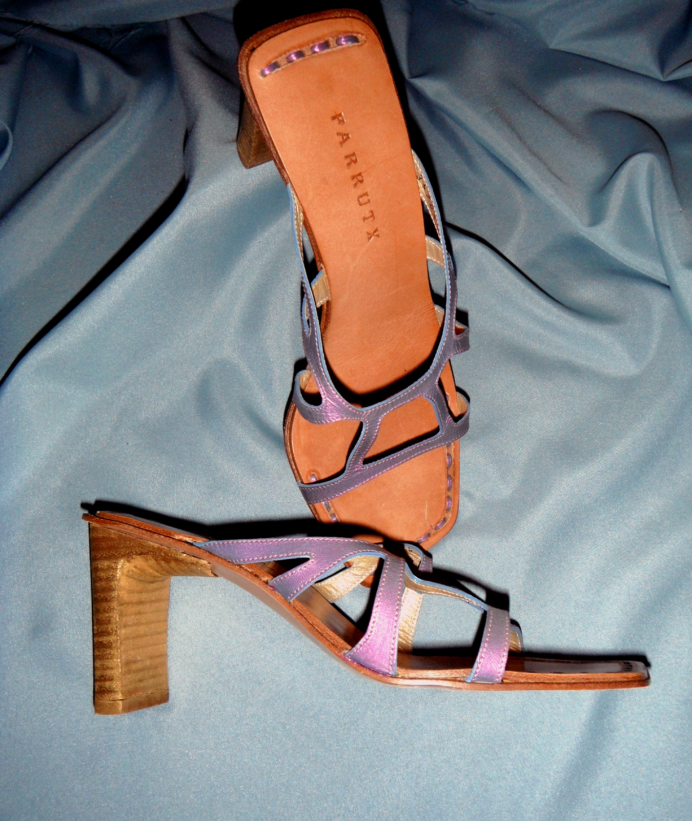 FARRUTX PEARLESCENT LAVENDER LEATHER STACKED HEEL SANDALS, US SZ 5 M, WORN ONCE
