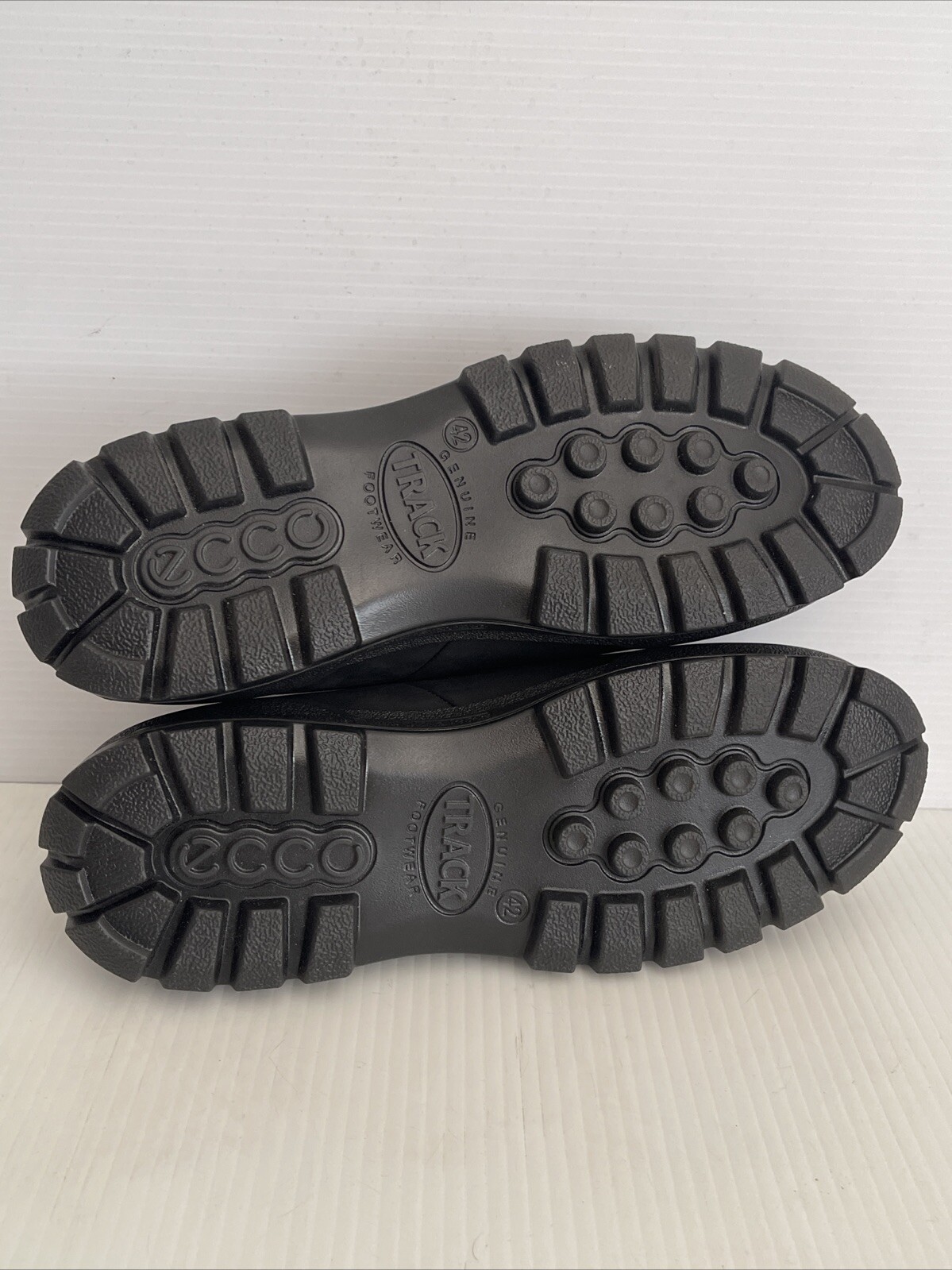 NEW ECCO Track 25 Slip On Clog – Black – Women’s 42 EU / 11.5-12 US (O35)