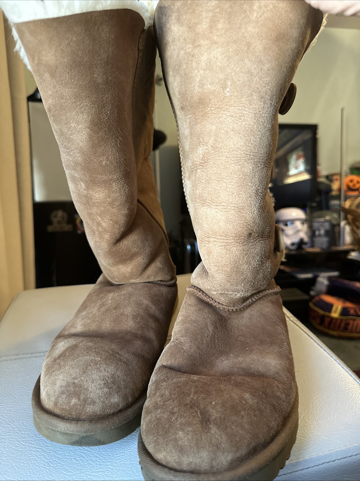 UGG 1016227 Bailey Button Triplet II Size 12 Women’s Boots – Chestnut