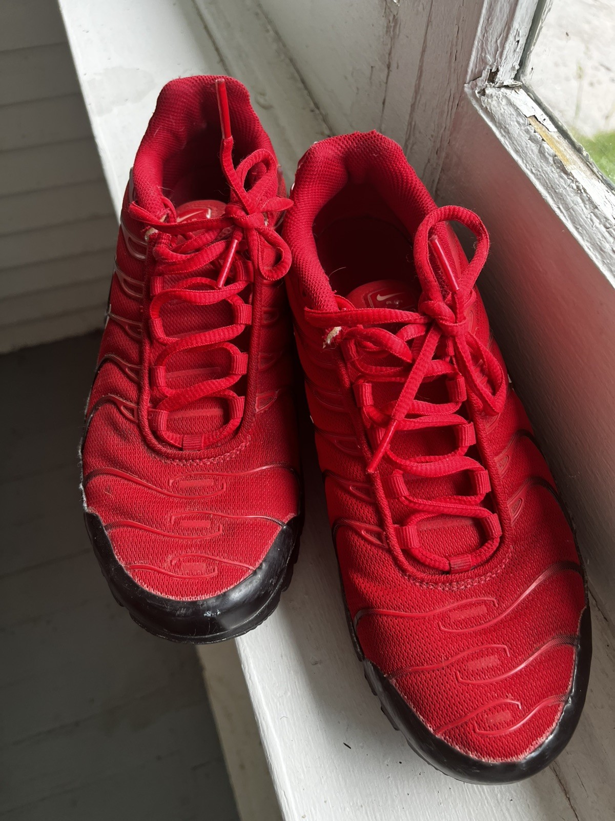 Nike Air Max Plus University Red Black Womens Size 8.5 Shoes Sneakers CI5649-600