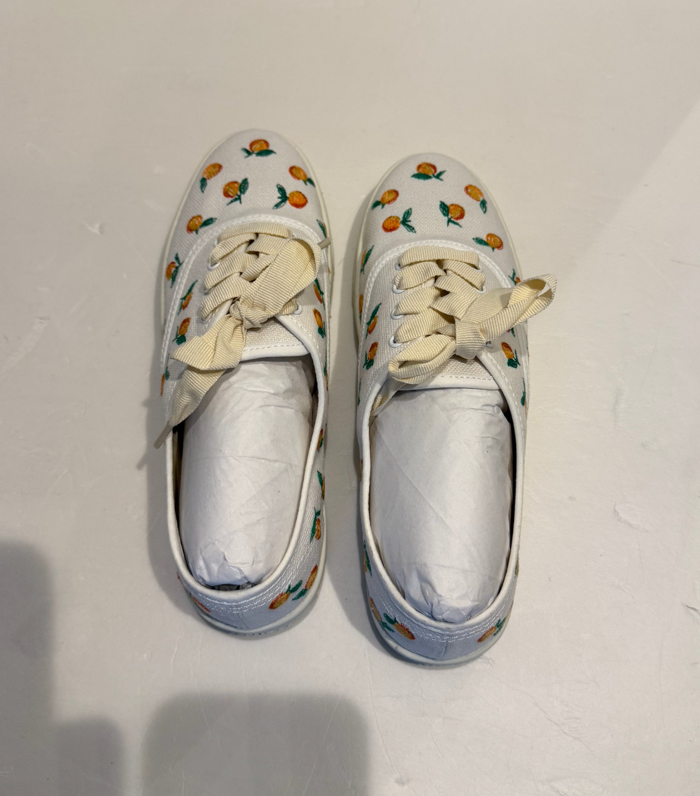 NEW Soludos Lace-Up Embroidered Sneakers Womens Size 7.5 White Floral Ibiza RARE