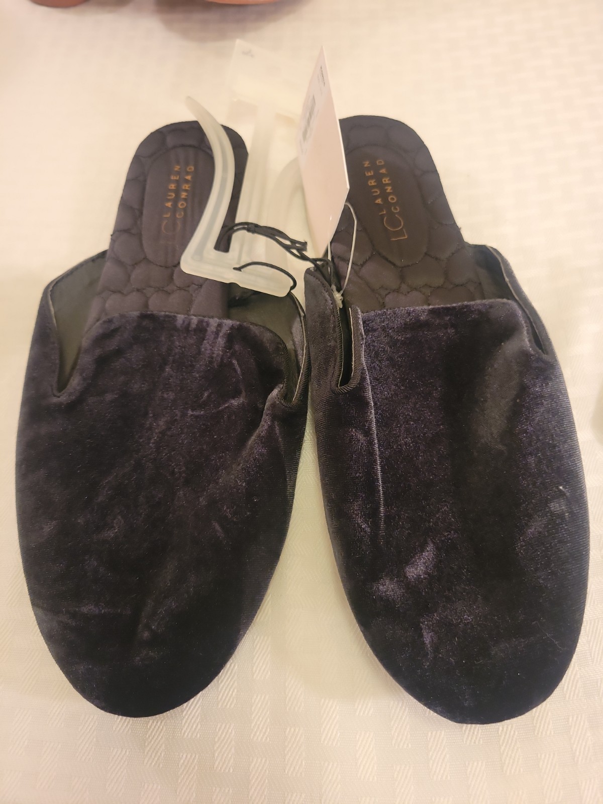LC LAUREN CONRAD Slip On Slide SLIPPERS Women’s Velvet Color Black Large 9/10