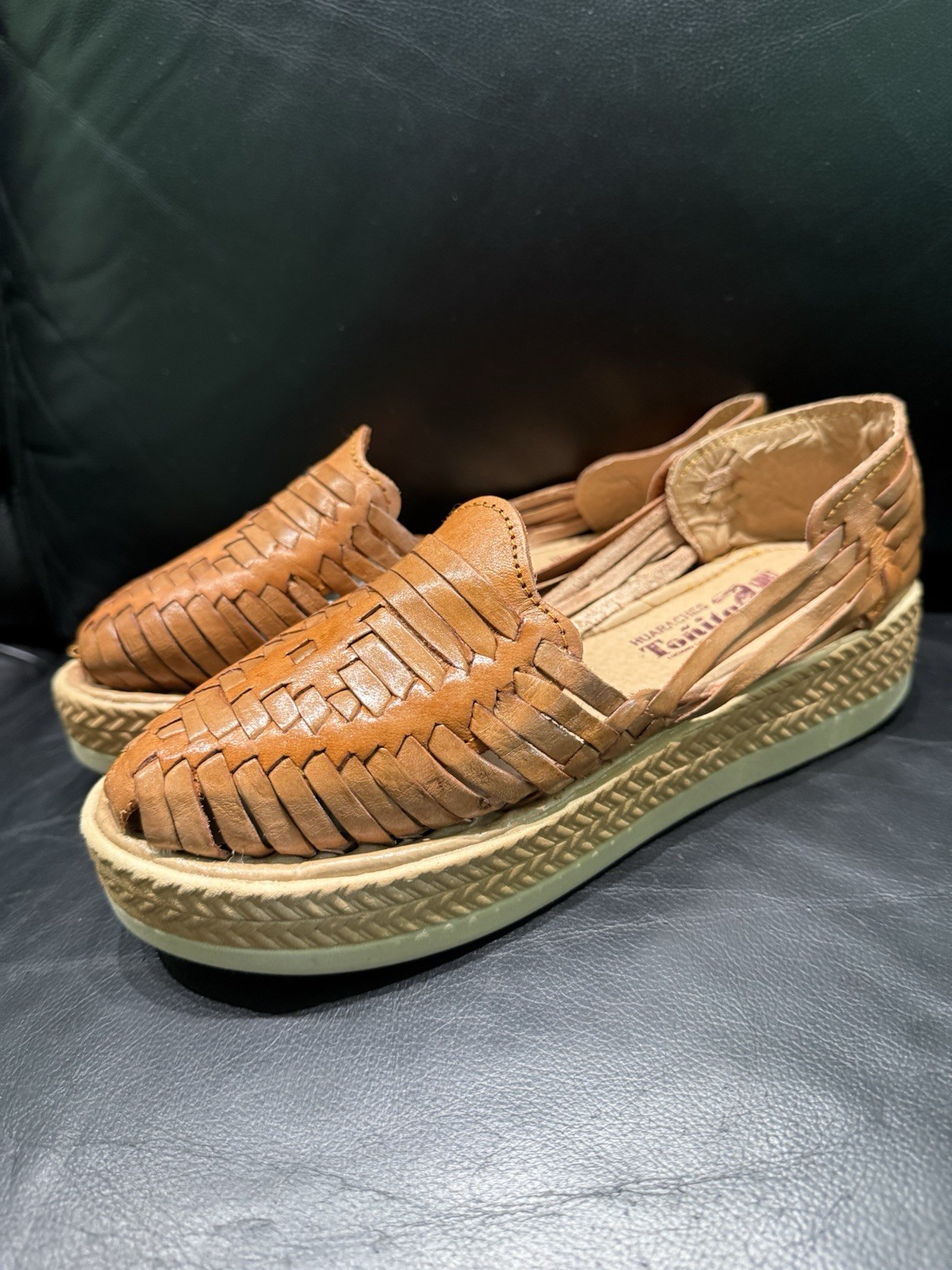 Huarache 100% leather Tan Mexico made sandal size 9 EUC