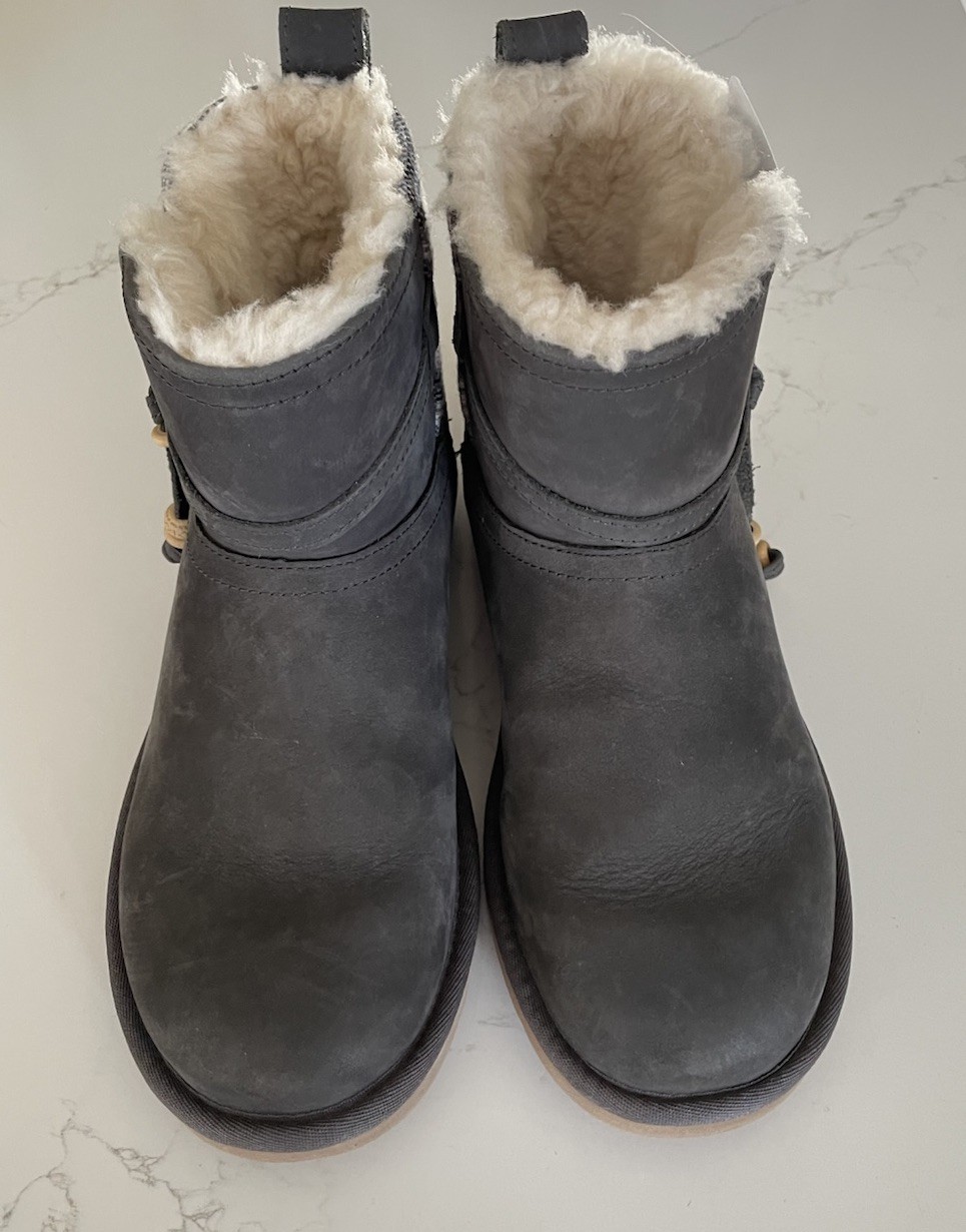 UGG Auburn Serape Water-resistant Mini Boots Sz 8 Casual 1010263 Gray Leather