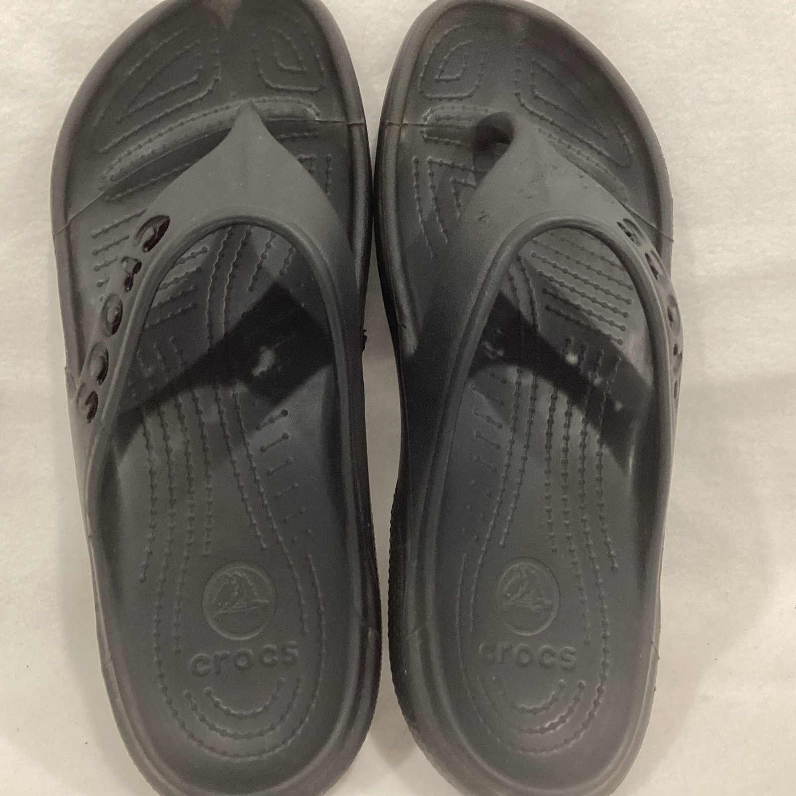 Crocs Baya Flip Flop Sandals Black Thong Slip On Spell Out Mens 5 Womens 7