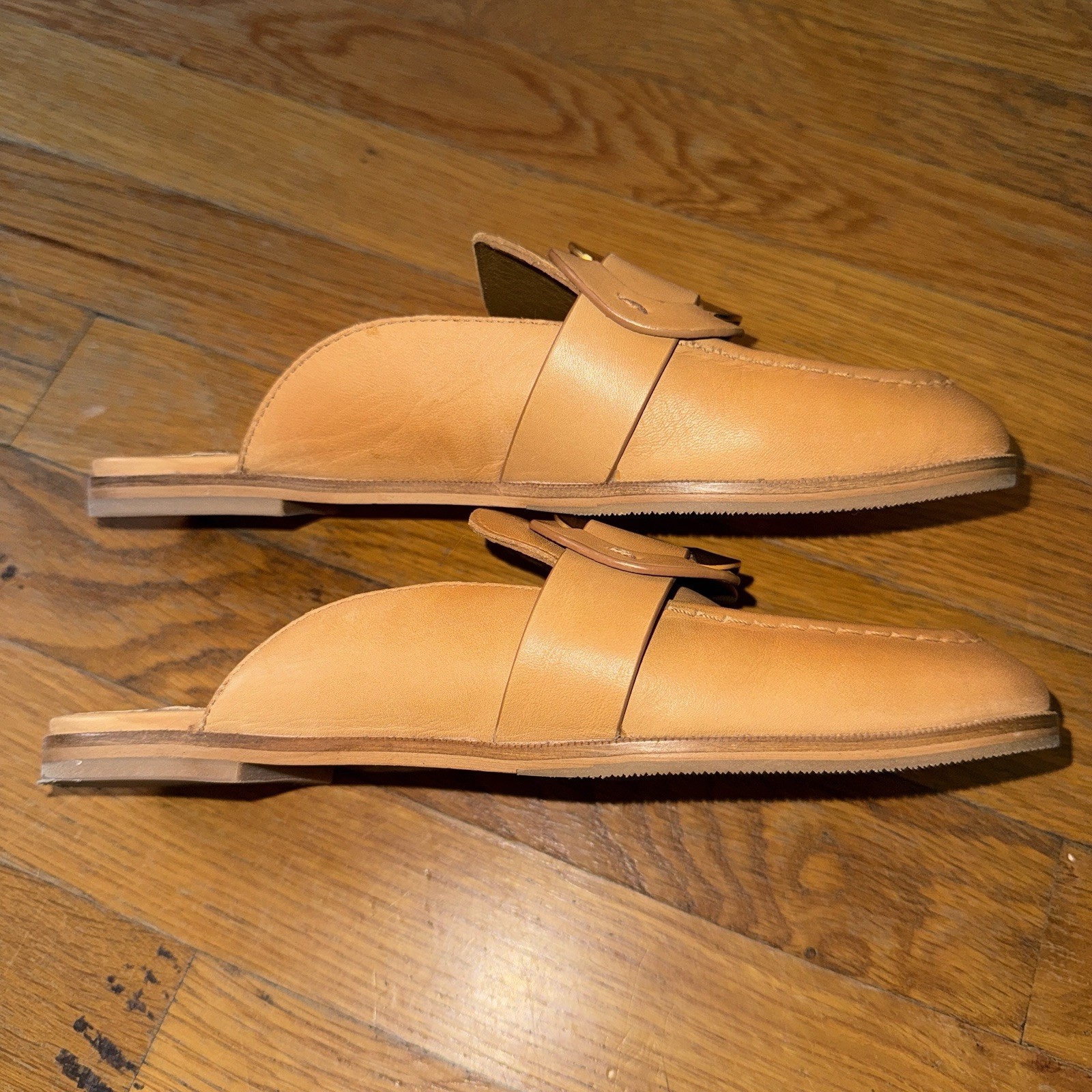 See By Chloe Shoes Womens Size 37 US 7 Chany Leather Mules Tan Slip Ons Calfskin