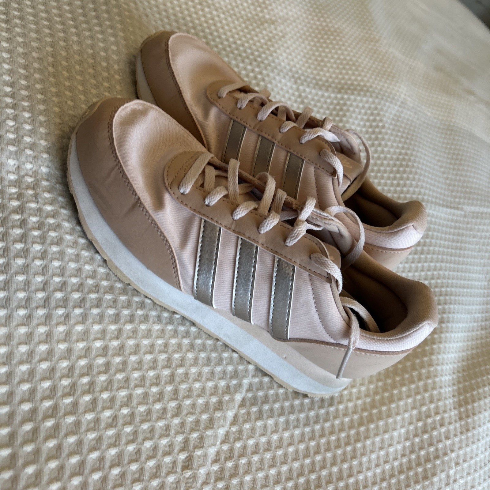 Adidas Run 60s 3.0 Womens Classic Retro Fashion Sneakers Trainers Sz 7.5